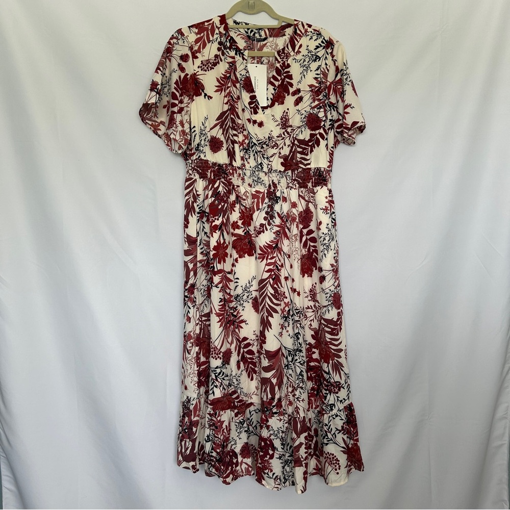 BloomChic Floral Red and White Dress